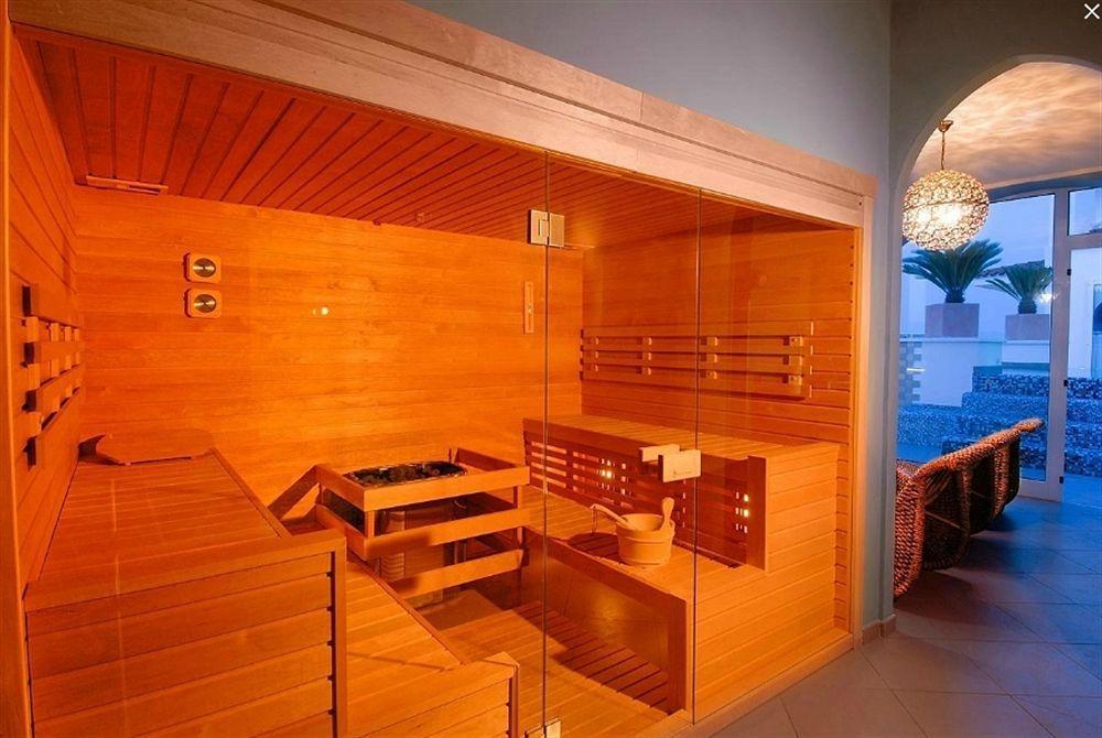 Hotel Lalla Beauty & Relax Cesenatico Buitenkant foto