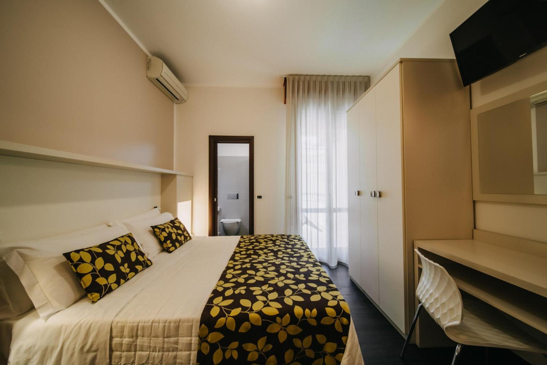 Hotel Lalla Beauty & Relax Cesenatico Buitenkant foto